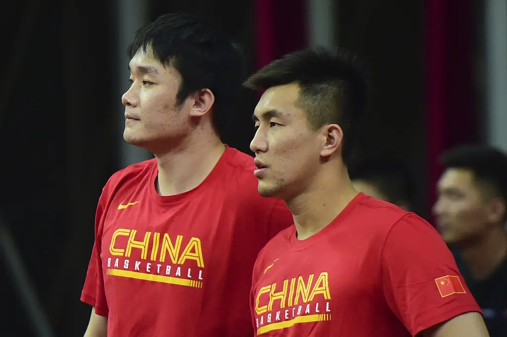 关于斑马军团战绩起伏，球迷担心夺冠梦碎的信息